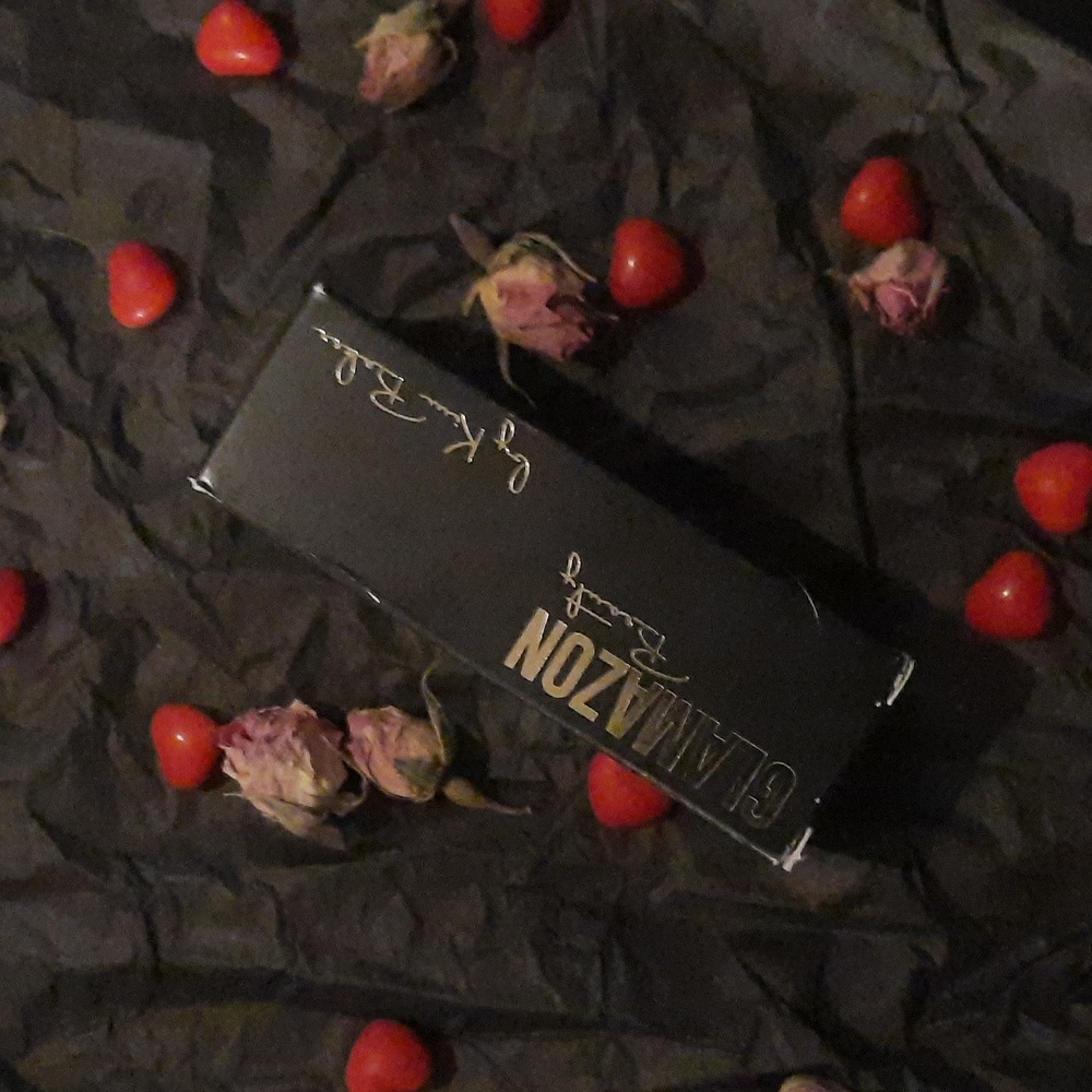 Glamazon Foundation stick in Miss Mocha